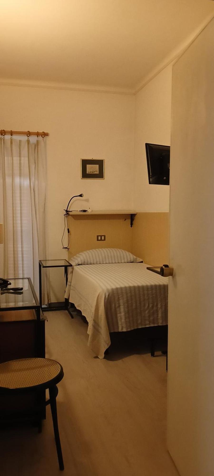 Piccolo Hotel Holiday Center Finale Ligure Εξωτερικό φωτογραφία