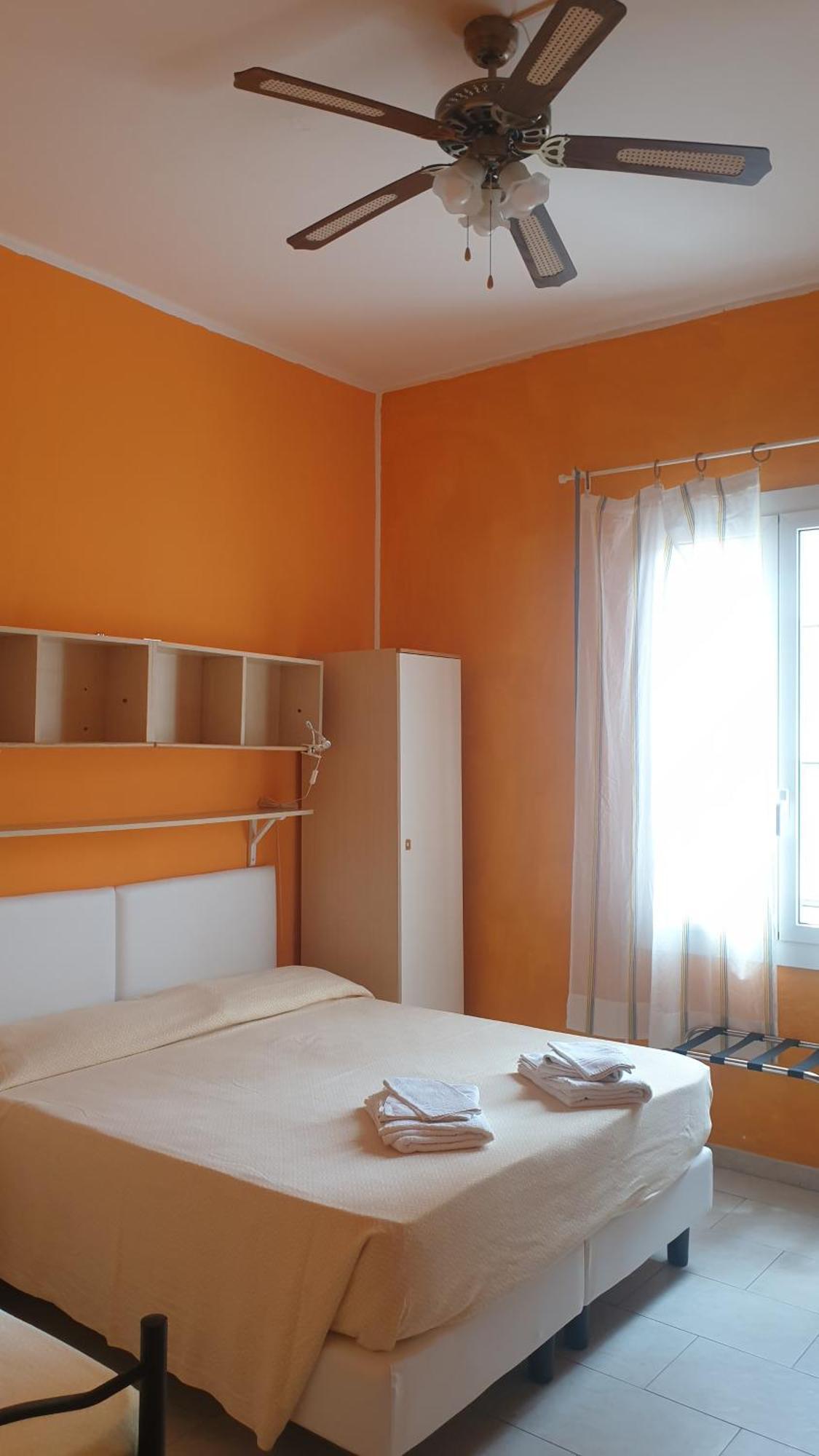 Piccolo Hotel Holiday Center Finale Ligure Εξωτερικό φωτογραφία